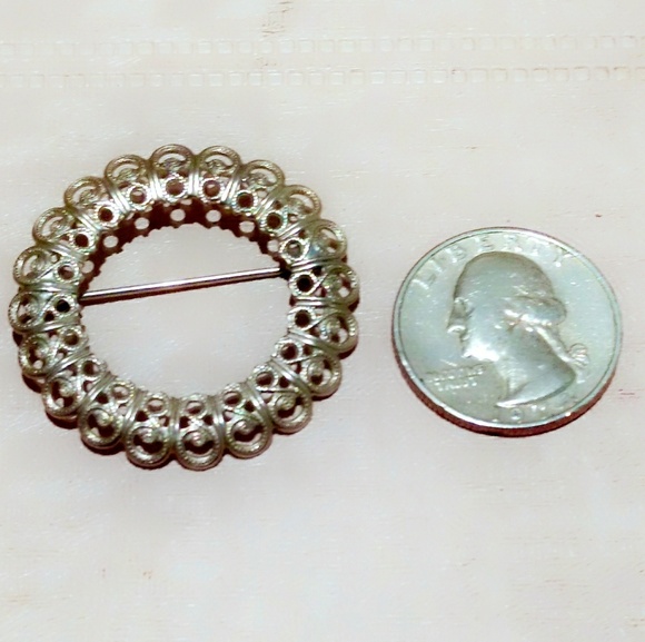 Vintage Sterling Silver Filigree Eternity Circle Brooch - Picture 3 of 4